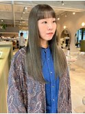 オリーブグレージュ