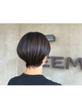 ニーム(NEEM) ショートボブ