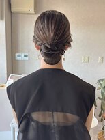 プリュム(Plume.)&nbsp;シニヨンアレンジ