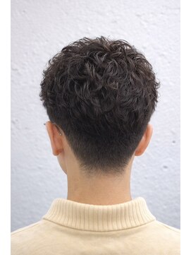 メンズ ラピス(Men's Lapis) フェザーパーマ