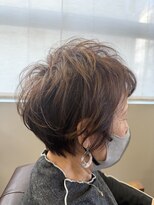 ルミア(Rumia) 大人ふんわりひし形ショートボブ