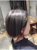 切りっぱなしボブ×グレージュ×インナーピンク
