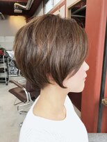 ルーファス 恵比寿 渋谷(Ruufus)&nbsp;スモーキーアッシュのヌーディーショート【Ruufus恵比寿渋谷】