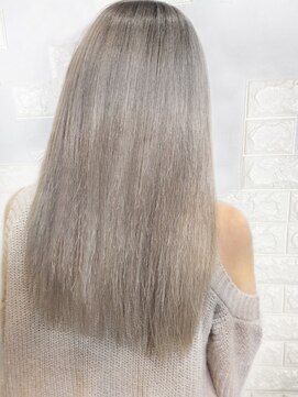 シェルティ フィエル(Shelltie Fiel) スノーホワイティー