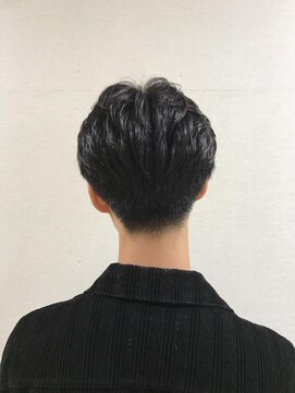 コム(com by neolive) メンズかきあげパーマ1