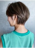 ナチュラルショート_カーキグレージュフェザーバング_ba338621