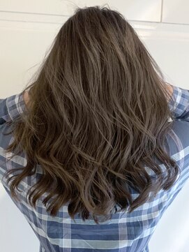 アイティーバイアルバム 藤沢店(IT by ALBUM) シャドウルーツロング_カーキグレージュフェザーバング_ba339321