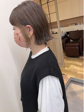 ヘアーポケット リタ(HAIR POCKET ritta) 切りっぱなしボブ×イヤリングカラー