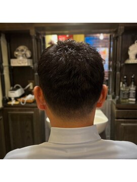 バレス 田町(BALES) [メンズ/床屋/シェービング/ヘッドスパ/田町/芝浦]