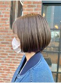 20代30代大人可愛い小顔ショートボブ前下がりショートハイライト