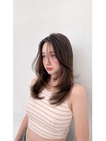 ノク(nok)&nbsp;ミディアムレイヤー_前髪マチルダボブピンクベージュ