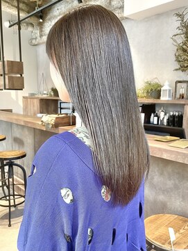 ディッセンバー 渋谷(December) 【December】ブリーチなし透明感オリーブグレージュカラー◎