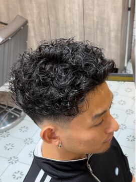 グルーマーズトウキョウ(GROOMER/S TOKYO) 【宮城リョータ風】外国人風パーマ　ハードパーマ