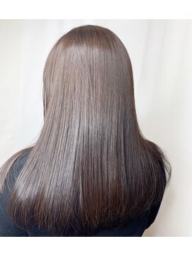 モードケイズ 阪急茨木店(MODE K's) 暗髪　サラツヤロング　ナチュラルヘア