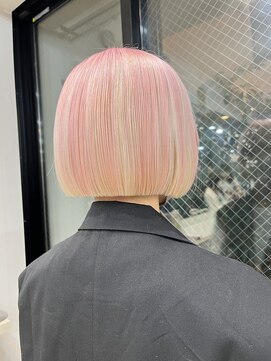 ドットハリス(.Hallis) ボブカット/アンブレラカラー/ハイトーン/ホワイトカラー