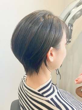 アイノ(AINO.) 耳掛けショートレイヤー[茅ヶ崎/茅ヶ崎駅/湘南]