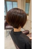 ショートボブ