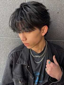 オム ブランシェ(HOMME BLANCHE’) 黒髪シースルーフェザーパーマ