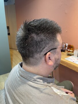 ワンド(ONE&) ベリーショートスタイル