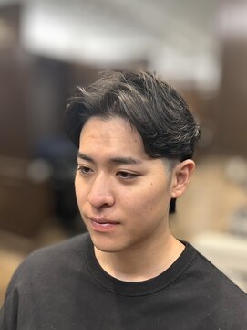 ザバーバー 日本橋高島屋SC(THE BARBER) ツーブロックパートスタイル /バーバー/メンズカット