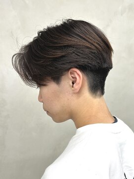 ニコ トウキョウ ヨコハマ(nico) メンズセンターパートウルフセンターパートニュアンスパーマ襟足