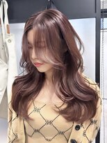 ロムーク 表参道(LOMKH)&nbsp;小顔ロングレイヤーカット顔周り秋グレージュカラー透明感カラー