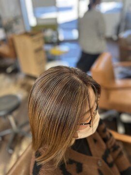 アート(art) 白髪ぼかしハイライトで立体感