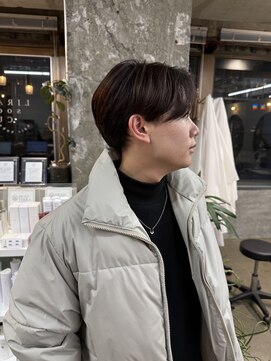 リラクオーレメンズ(LIRA CUORE men's) メンズ/メンズカット/縮毛矯正/韓国風マッシュ/センターパート