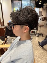 グラフィーサッポロ(Graphy sapporo)&nbsp;メンズ フェザーパーマ フェザーショート 刈り上げ 