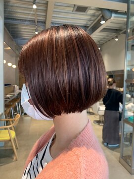 オーガニック リブ 川越(organic+live) 艶感ショコラブラウンの前下がりコンパクトボブ