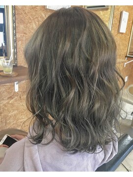 ハグ(Hug) 【hug 駒場】後ろ姿も上品でかわいいフレアbob