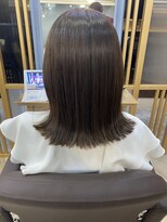 ぷつっと鎖骨ミディアム