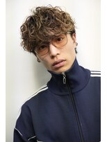 大人雰囲気波巻きスパイラル/ツーブロック/ショートミディアム