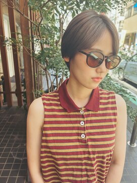 ユートゥイーズ つくば(U too e's) くすみベージュ×柔らかショート　寺沢　颯