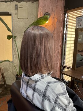 ロッソバイアルター 鎌取(ROSSO by aL-ter) 【デザインカラー/ミディアムヘア/シルキーベージュ】千葉香奈