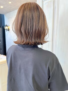 キャアリー(Caary) 福山市美容室Caaryふわっと外ハネボブナチュラルブラウンカラー