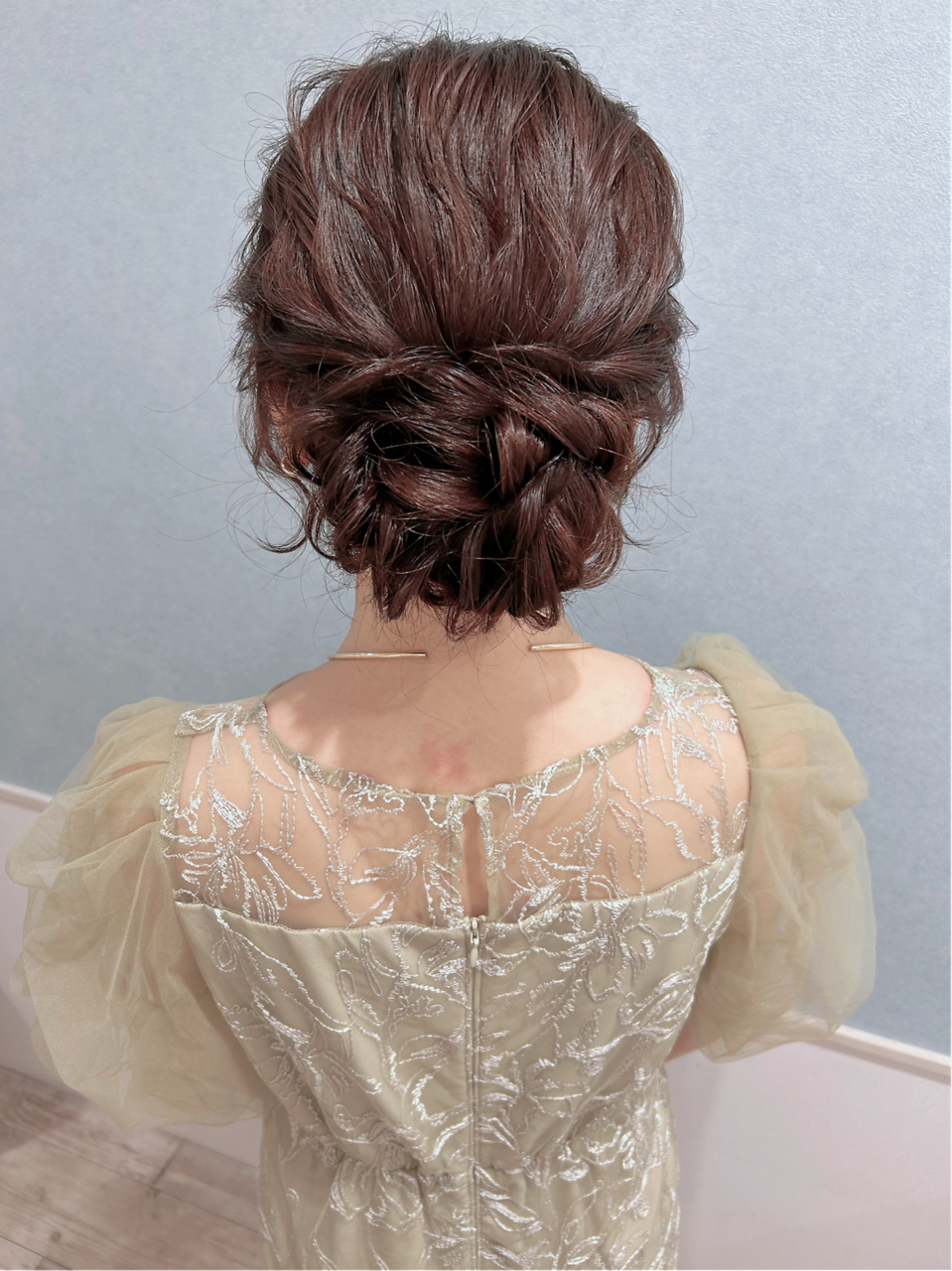 すっきり”シルエット美”なアップスタイル