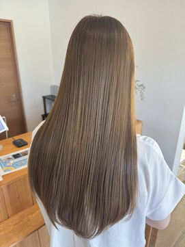 リタ(rita) 髪質改善カラー