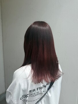 ジュエ ヘアー デザイン(Jue hair design) ワインレッド×グラデーション/イルミナカラー/10代/20代/知立