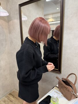 ウタリ(utari) 憧れのピンクボブ【難波 桜川/ケアブリーチ】