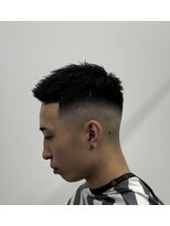 フォーシーズン カットクラブ(FOURSEASON CUT CLUB)&nbsp;フェザーアップ/スキンフェード