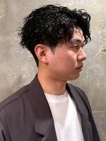 ソレイユ バイ アルフレッド(SOLEIL by alfRed)&nbsp;刈り上げ×波巻きスパイラルパーマ波巻きパーマ｜似合わせパーマ