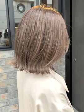 ジアン バイ ミルボン NU茶屋町+(GIEN by milbon) ミルクティーベージュ ボブ 透明感