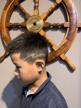 バーバー スタジオ ラフテル(Barber Studio RAFTEL) キッズカット ハリーポッター イナズマ