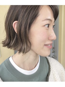 エンシー(ENCI) ミニボブ切りっぱなし/ハイライト