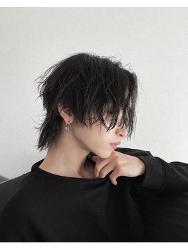 シン(syn) センターパートウルフ