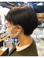 エム(EM) 暗髪コンパクトショート