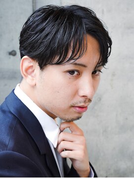 アルファ 新宿(alpha) サーフカール/ 刈り上げセンターパート/ブルーブラック[新宿駅]