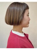 前髪短めぱっつんボブ