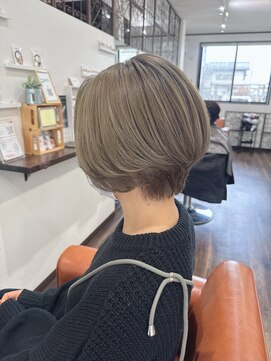 ヘアガーデン ティアラ(Hair Garden TIARA) 丸み大人奥行きショート美シルエット艶サラ髪20代30代40代